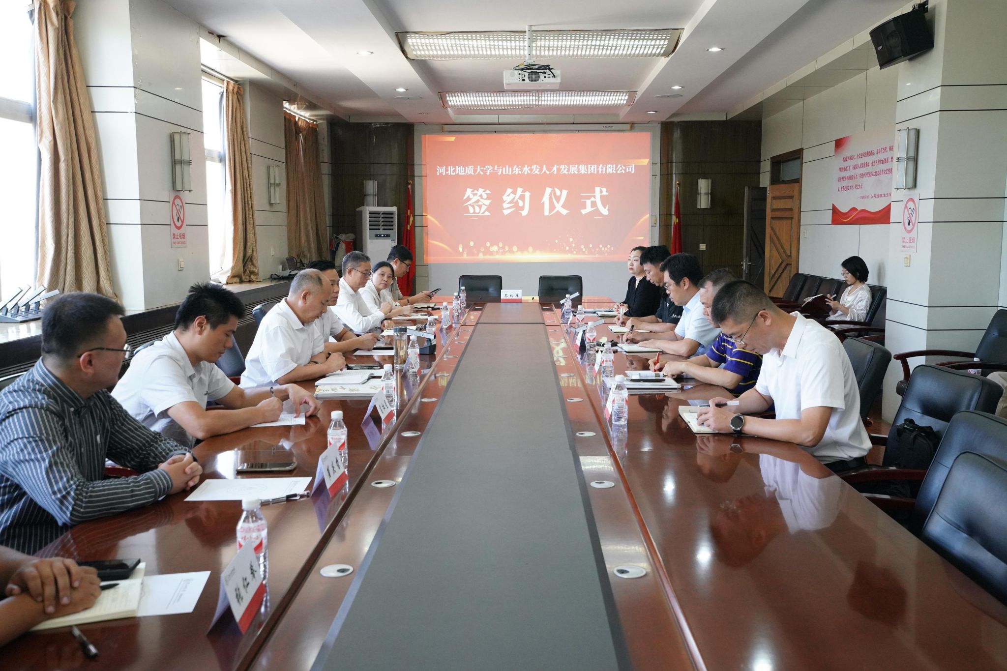 637ed5dc39d159c63bb9a2978da1870.jpg 637ed5dc39d159c63bb9a2978da1870.jpg