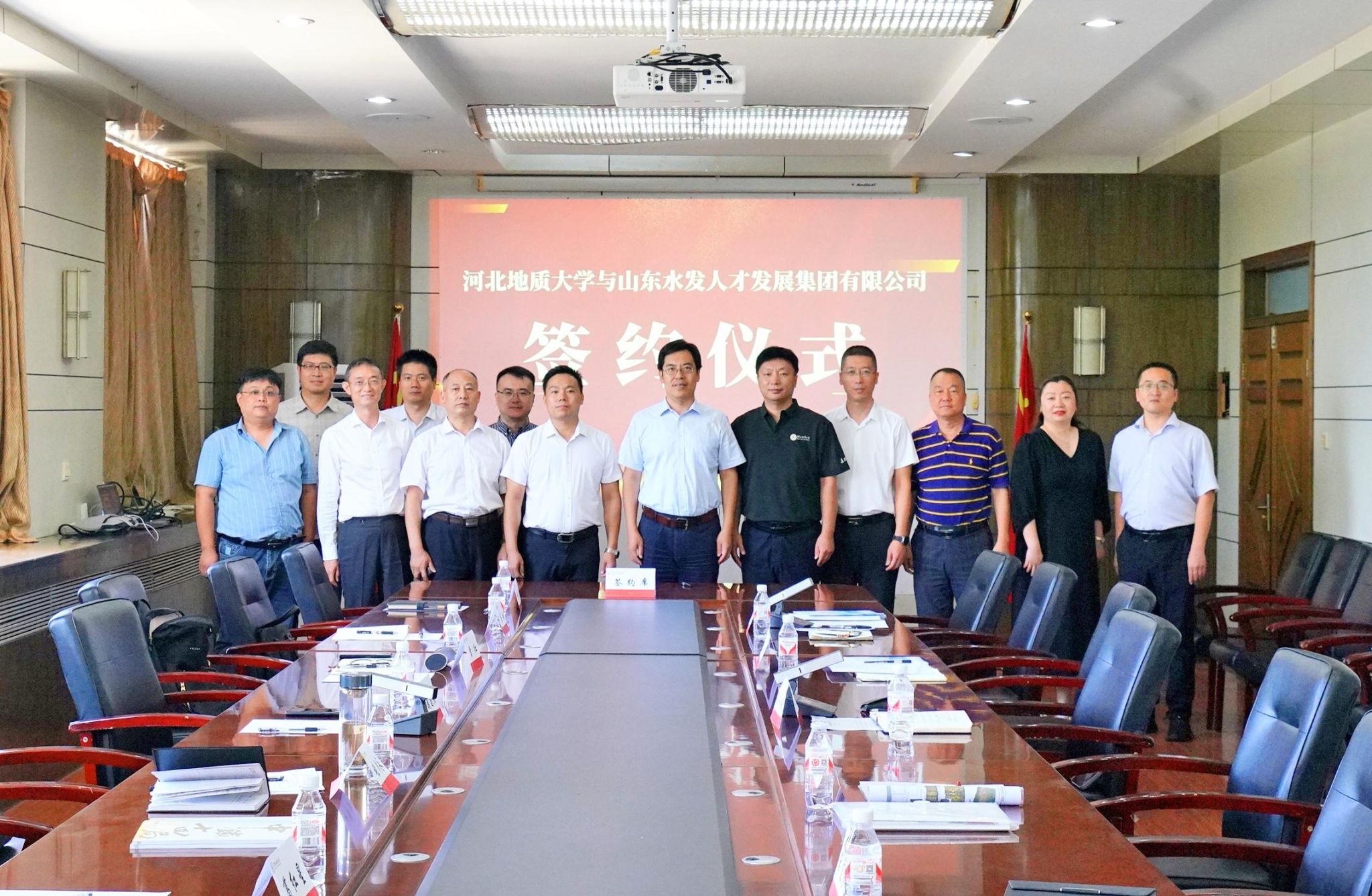 90d0ab94a5f5f9409adcf074902af9b.jpg 90d0ab94a5f5f9409adcf074902af9b.jpg