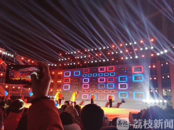 http://oss.cloud.jstv.com/cdv-yuntonglian_QMTNRK_YUNSHI_P00070614_5CDC6BDA31AC482D876B6FDA9EC821A3.jpg?x-oss-process=style/paipai